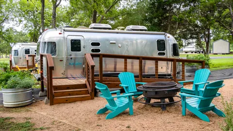 Airstream — image 2 of 8