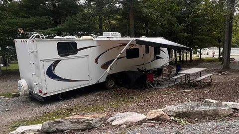 Classic Pull-In RV/Tent Site — image 2 of 3