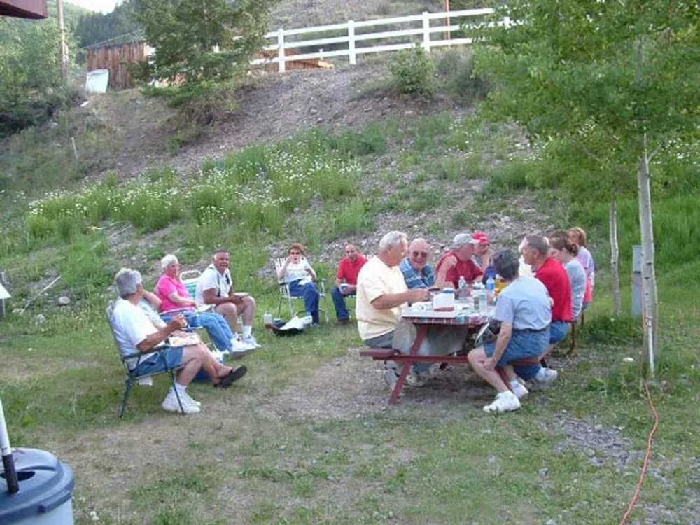 Henson Creek RV Park - Photo 5
