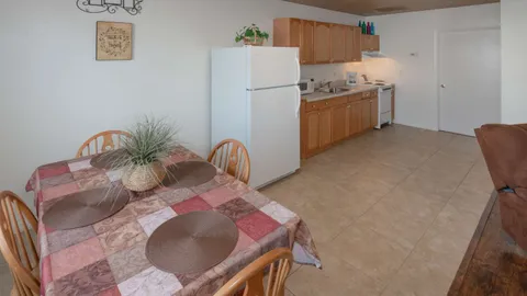 1 Bedroom Apartment — image 7 of 7