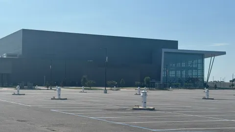 Full Hookup RV Site — image 2 of 3