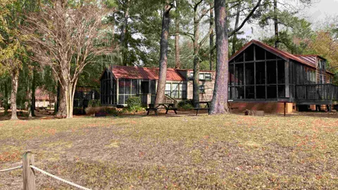 Partial Lake View 1 Bedroom w/ Loft — image 2 of 8