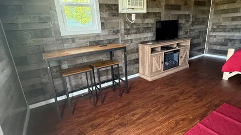 Rustic Cabin — image 2 of 4