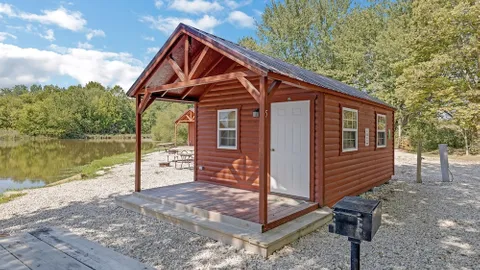 Boo Boo™ Bungalow — image 1 of 3