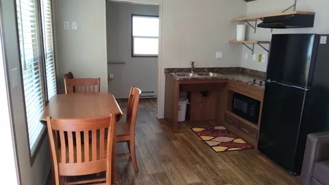 Yogi Bear ™  Deluxe Cabin — image 2 of 5