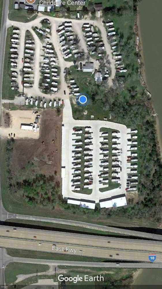 Lost River RV Park, Baytown, Texas - Photo 2