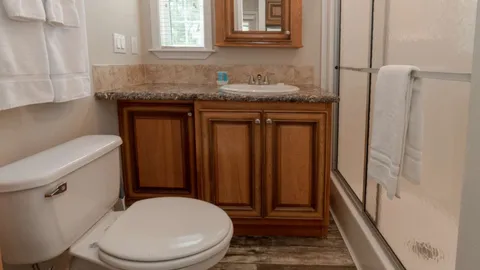 Standard Cottage Rental 2 Bedroom — image 2 of 11