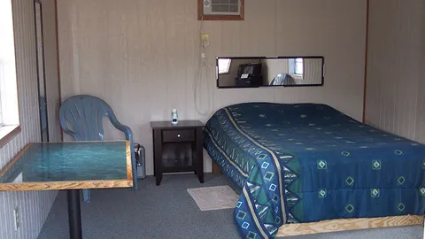 Queen Bed Cabin — image 2 of 2