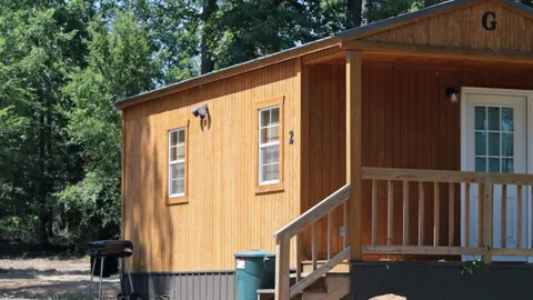 Cozy Studio Cabin near Lake Greeson — image 1 of 6