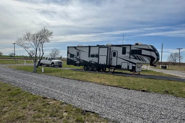 Southern Winds RV Park – photo 1