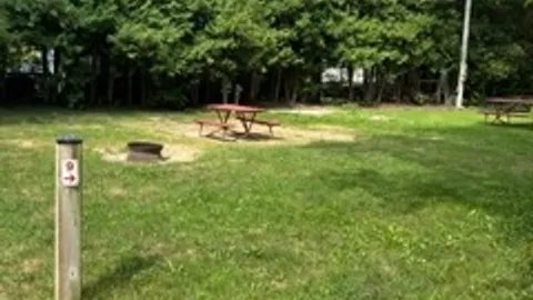 30 Amp Full Hookup RV Site — image 1 of 2