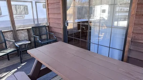 Deluxe Cabin (2 person) — image 5 of 5