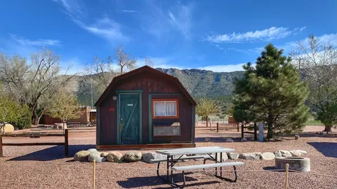 Comfort Cabin — image 1 of 4