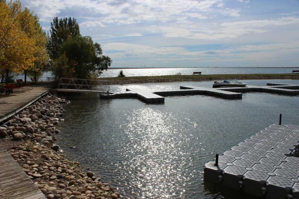 Prairie Oasis Park - Photo 3