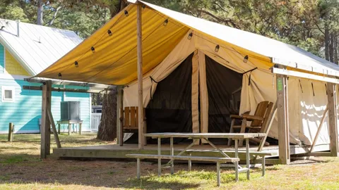Safari Tent — image 1 of 8