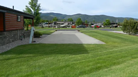 50 Amp Basic Full Hookup RV Site — image 2 of 5