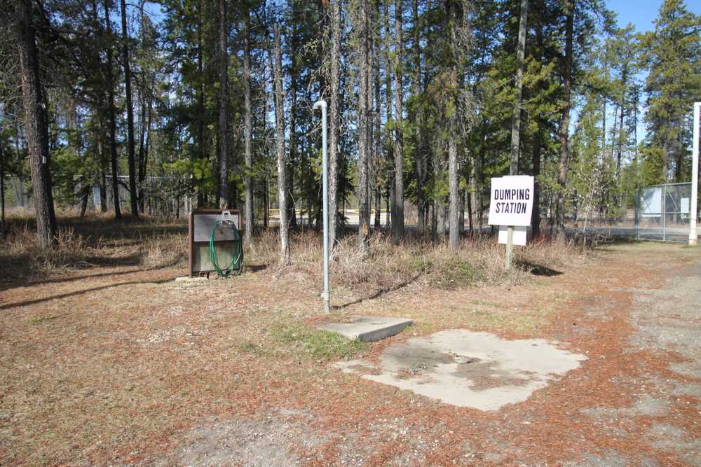 Neil's RV Campground Evergreen Park - Photo 4