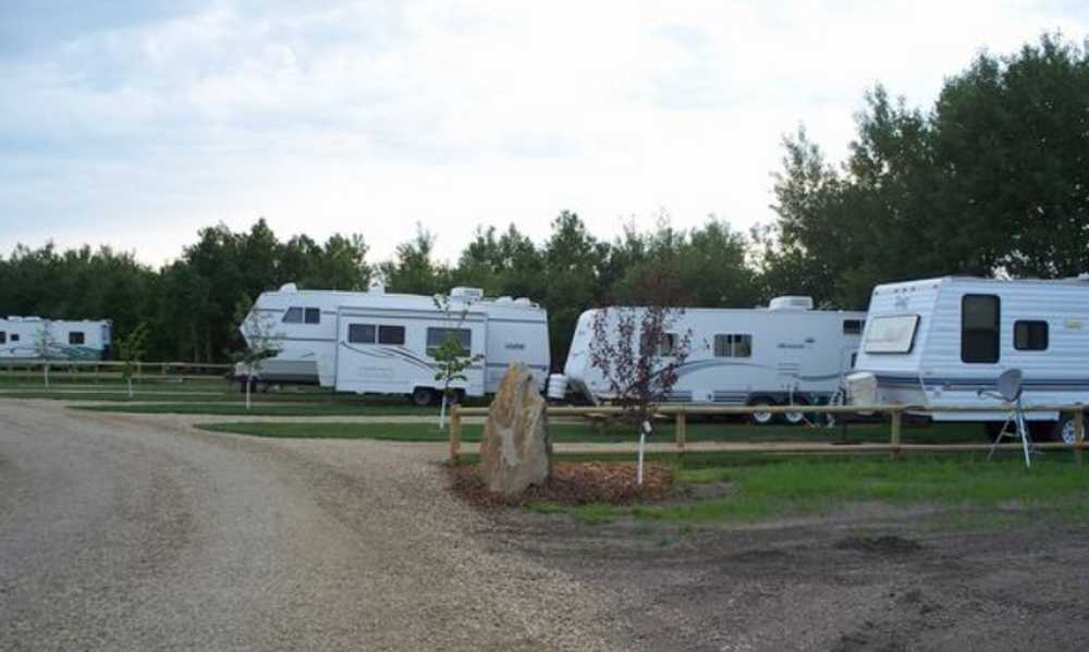 Prairie Junction RV Resort, Stettler, Alberta - Photo 4
