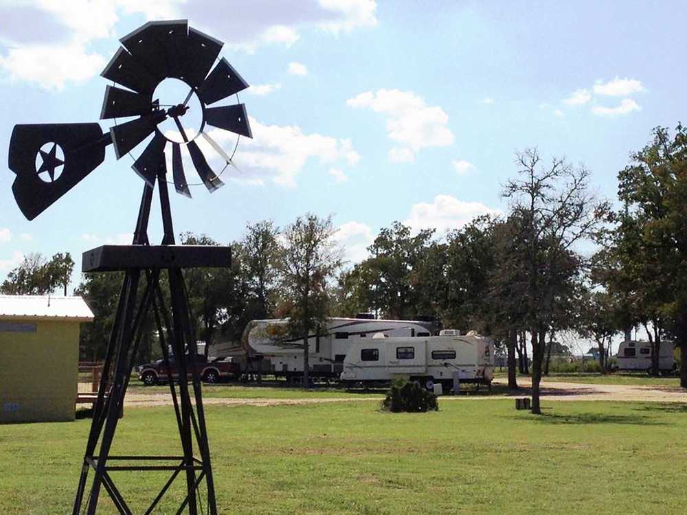 Great Escapes RV Resort - Austin Oaks - Photo 2