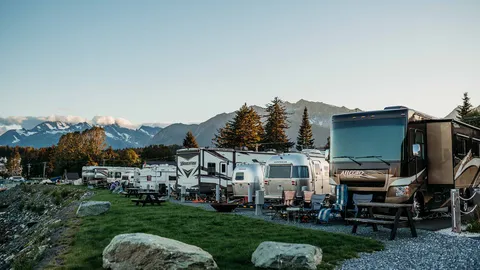 30 Amp Deluxe Oceanfront RV Site — image 2 of 9