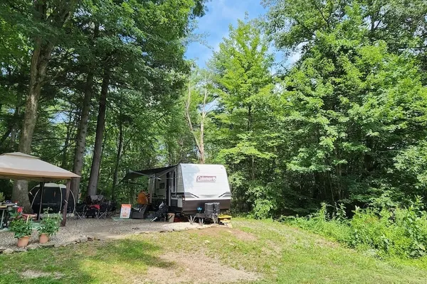 Pioneer Valley Campground – photo 1