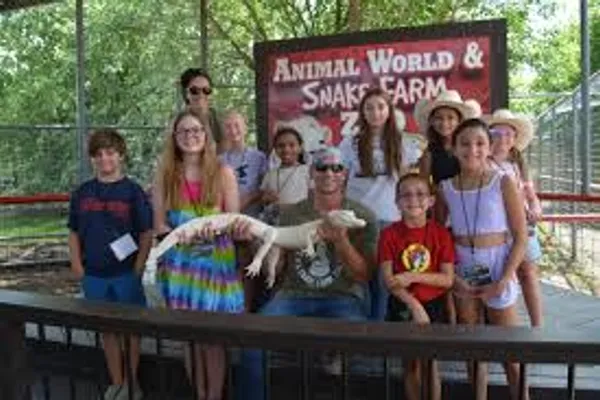Animal World & Snake Farm Zoo