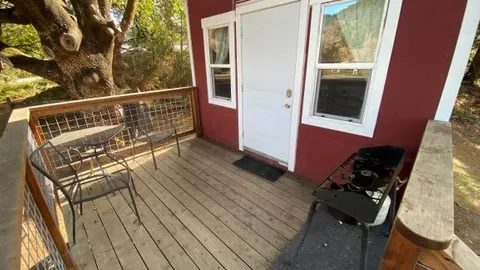 Sleeping Cabin — image 2 of 16