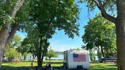 50/30/20 Amp Deluxe Park Side RV Site — image 25 of 25