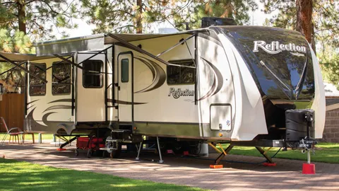 Platinum Full Hookup RV Site — image 2 of 6