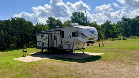 50 Amp RV Site Full Hook-Up West End — image 1 of 1