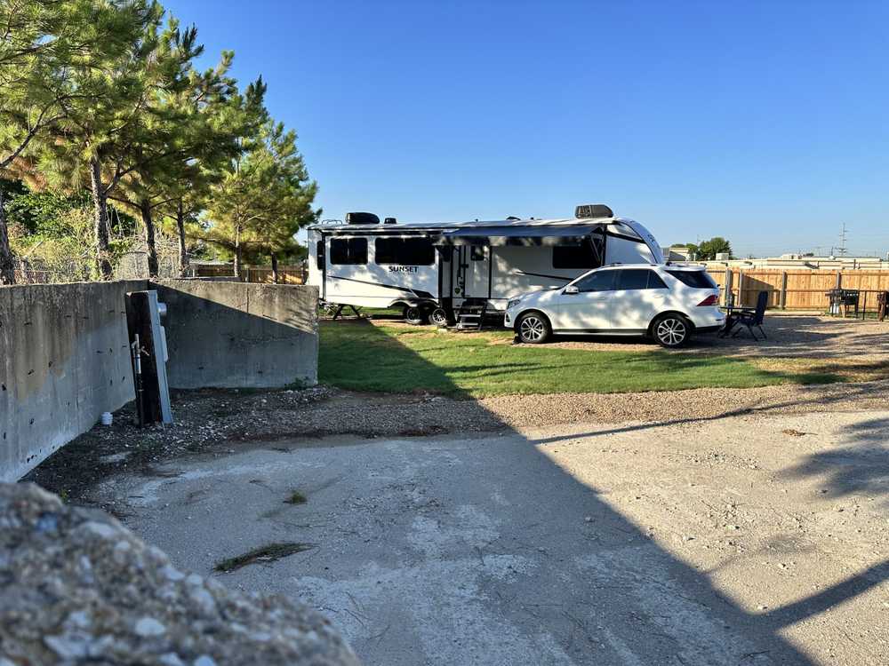 Honcho RV Park - Photo 4