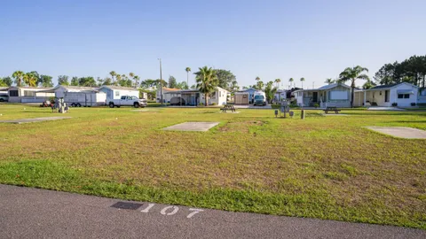 Standard Full Hookup RV Site — image 1 of 2