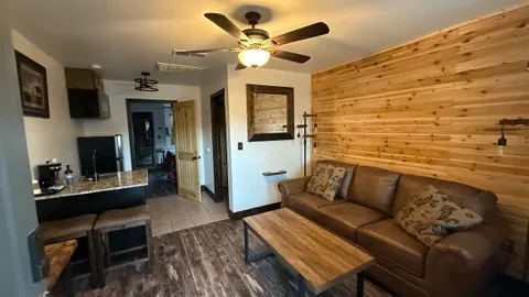 King Jacuzzi Suite — image 1 of 7