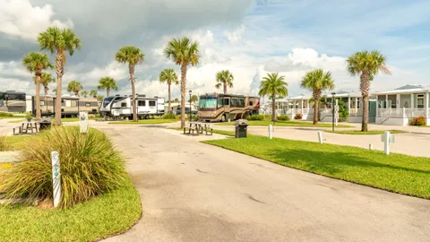 Premium Full Hookup Pull Through RV Site — image 2 of 3