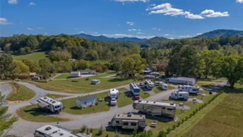 30/50 Amp Back-in Full Hookup RV Site — image 2 of 3