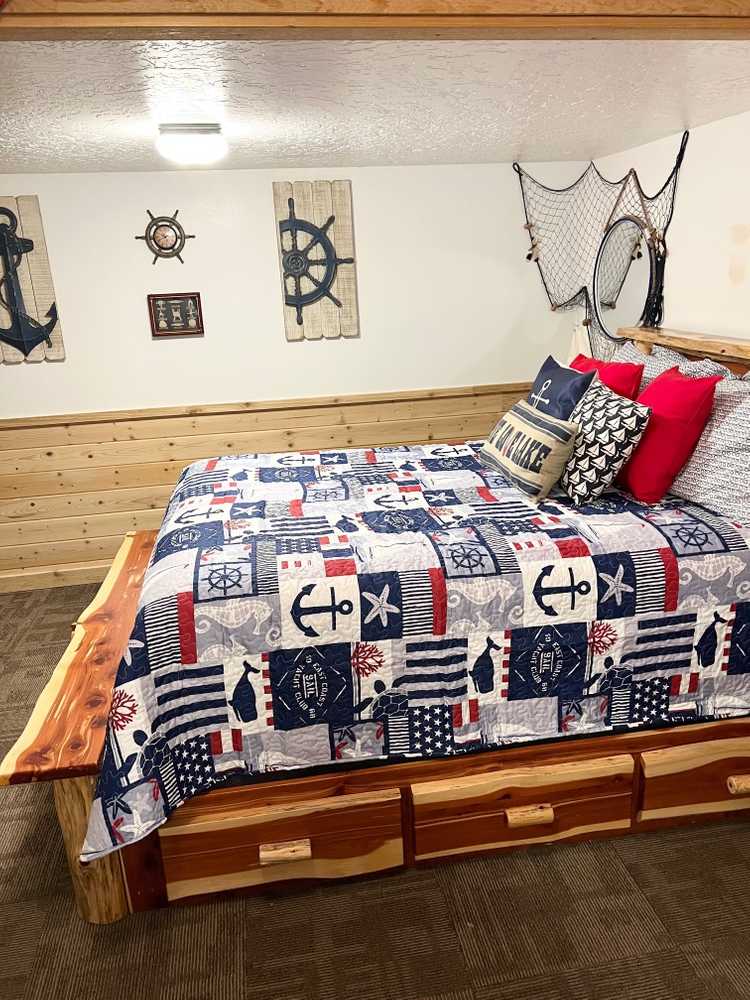 #3 Deluxe Themed Nautical Cabin