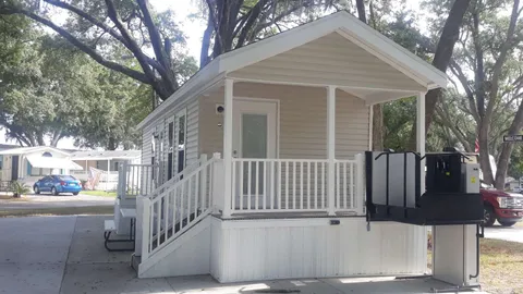Standard Rental 1 Bedroom — image 1 of 6