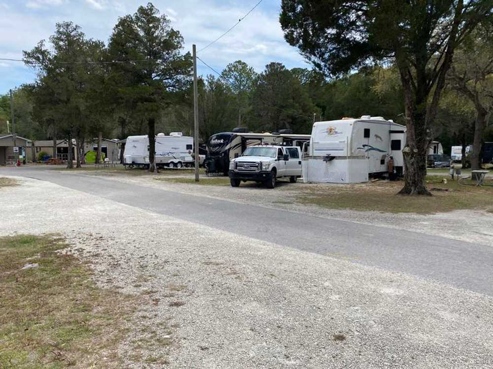 Cedar Breeze RV Park - Photo 5