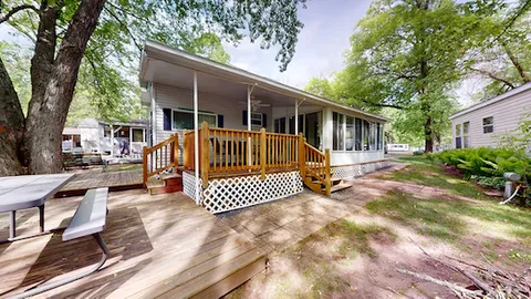 The Ribbit Retreat Bungalow — image 1 of 6