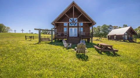 Small Cabin #2 (Sleeps 8) — image 1 of 15