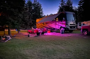 Canyon Creek Campground & Harbour – photo 2