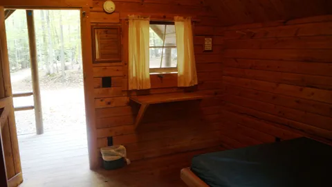 RUSTIC CABIN — image 2 of 6