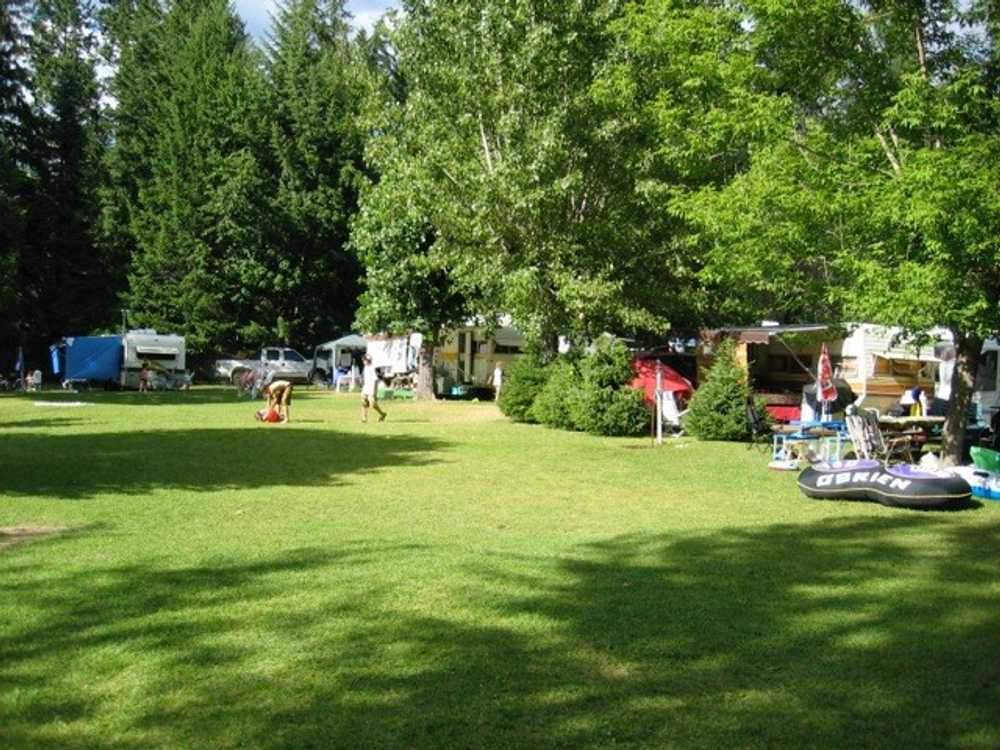 Skands Campground, Christina Lake, British Columbia - Christina Lake ...