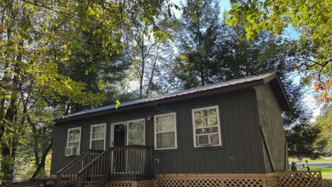 Riverside Village: Two Bedroom Cabin (Riverview) — image 2 of 8