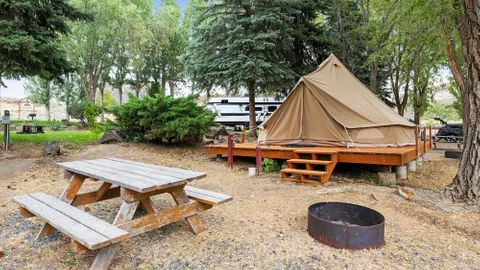 Glamping Bell Tent — image 1 of 3