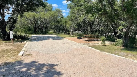 River Loop - Nose-in RV Sites P — image 1 of 1
