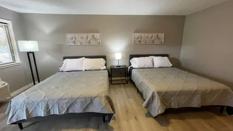 Motel Room - Two Queen Beds — image 2 of 6