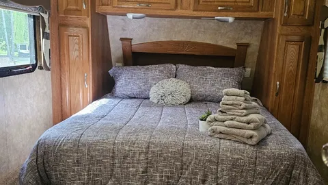 5th Wheel Rental & Campsite — image 2 of 9