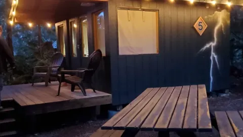 Lightning Cabin — image 1 of 5