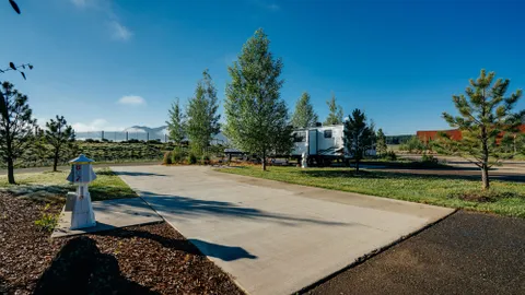 Executive — image 1 of 3